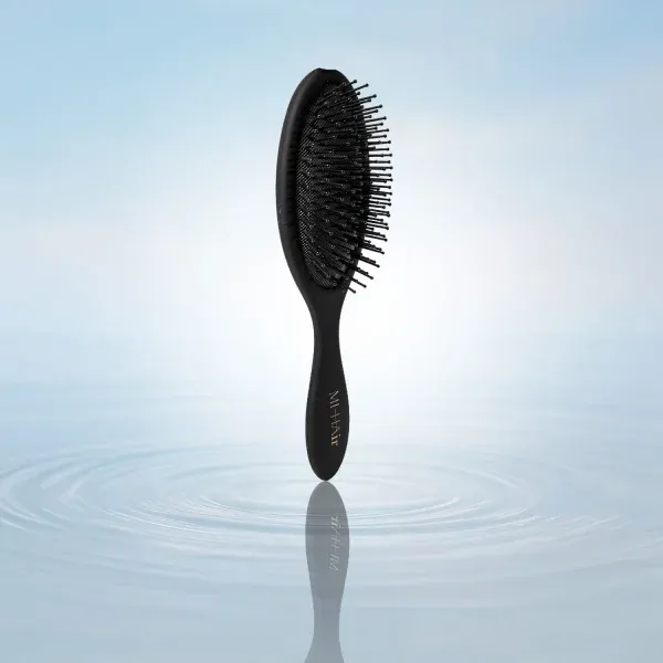 Perie Plastic Fin — Negru
